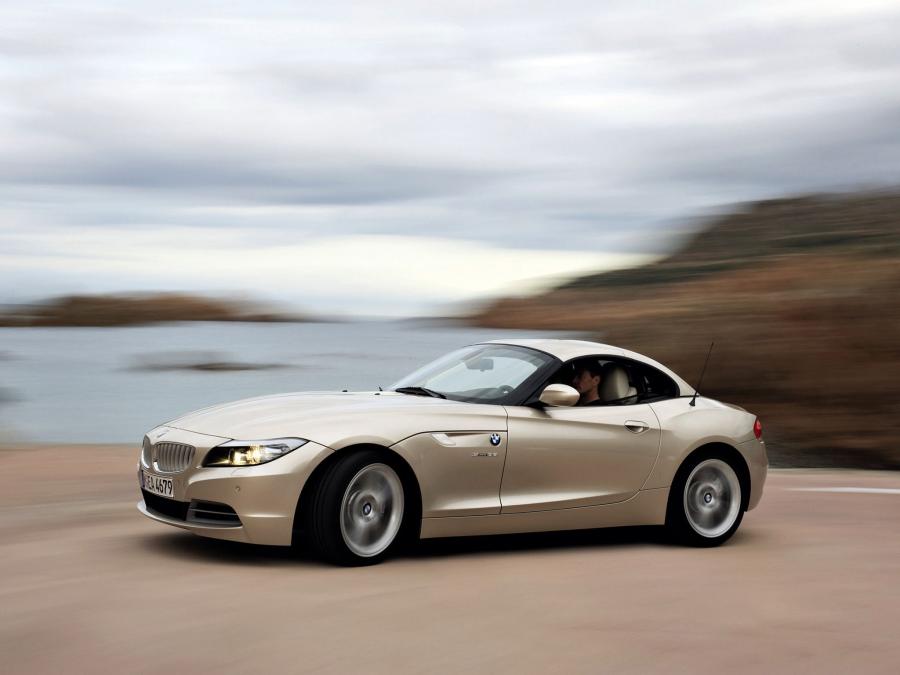  BMW Z4 sDrive 3.5i Roadster 2009 года  (фото 17 из 30)